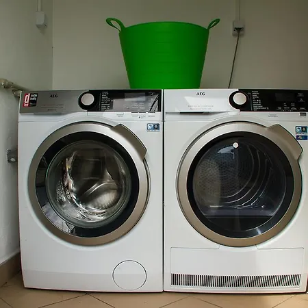 Tereza & Free Parking