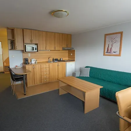 Tereza & Free Parking Apartment Pressburg